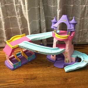 Fisher Price Little People Klip Klop Princess Castle
